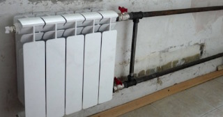 Установка биметаллических радиаторов отопления в квартире в Подольске - от 2077 руб.